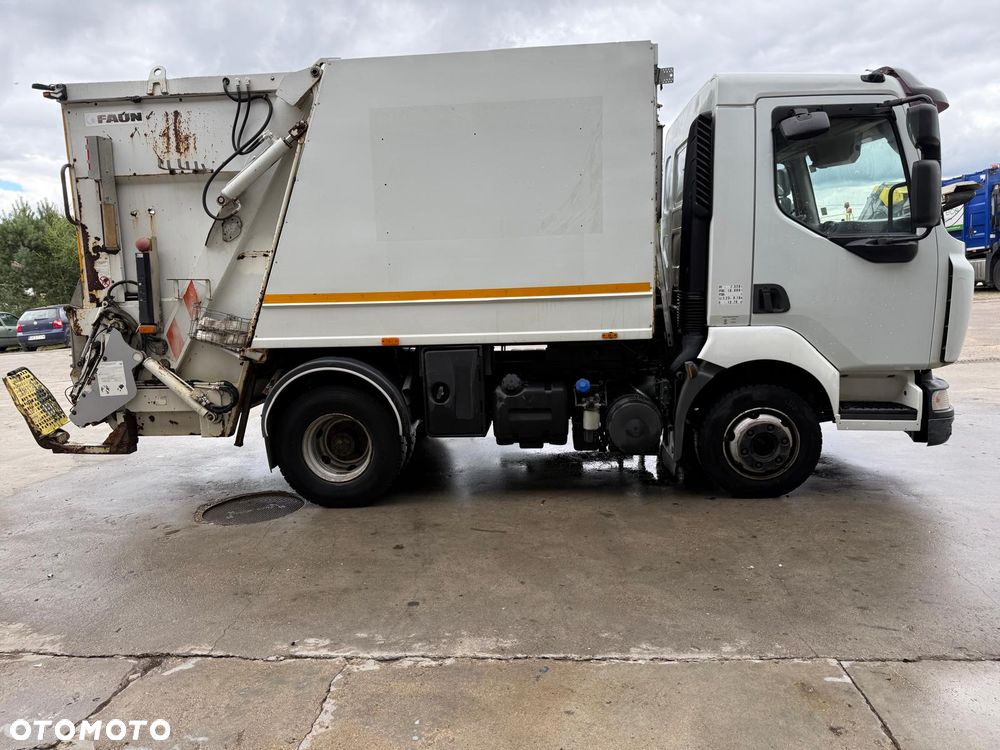 Renault MIDLUM 220 - 4