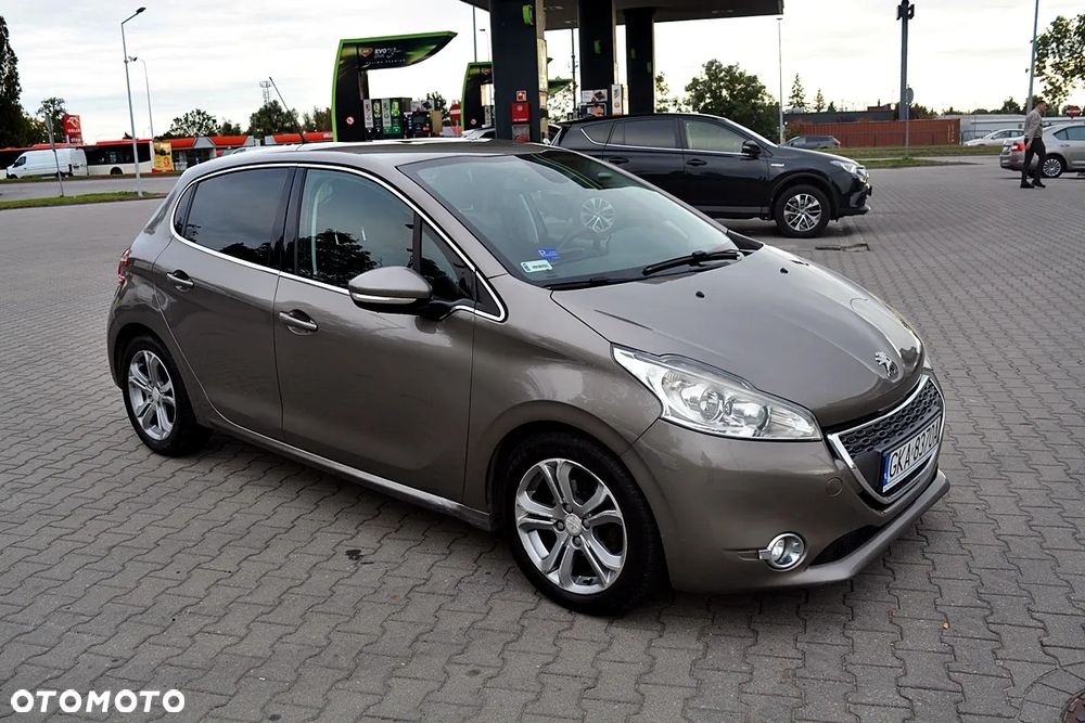 Peugeot 208 95 VTI Active - 12