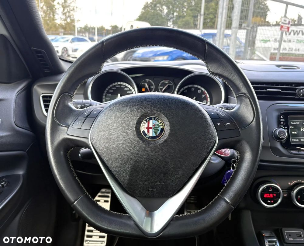 Alfa Romeo Giulietta 1750 TBi QV TCT - 12