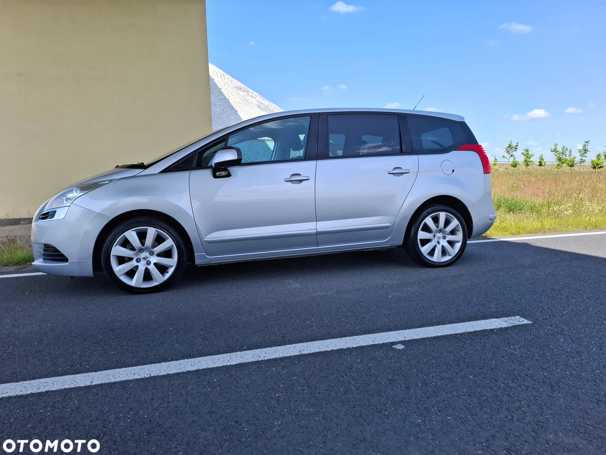 Peugeot 5008 HDI FAP 110 Tendance - 16