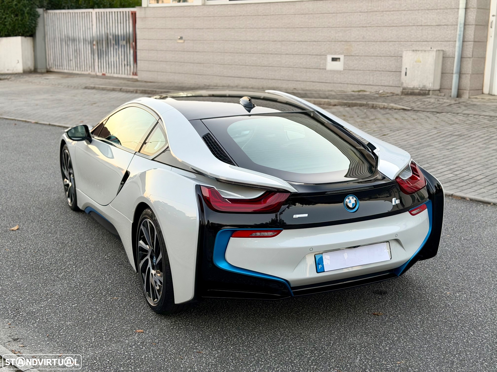 BMW i8 Standard - 18