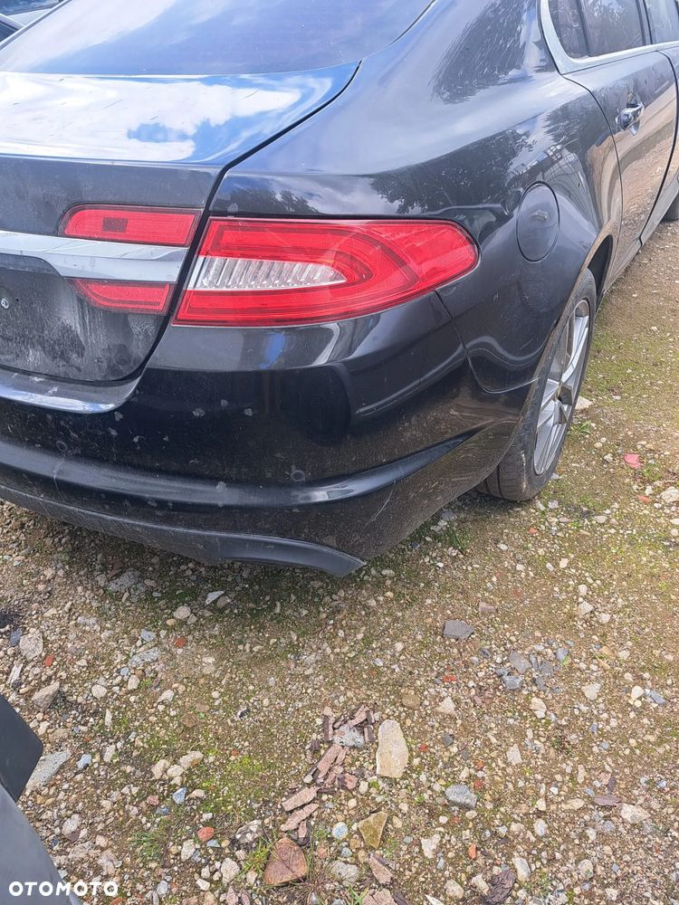 Jaguar XF 2.2 - 3