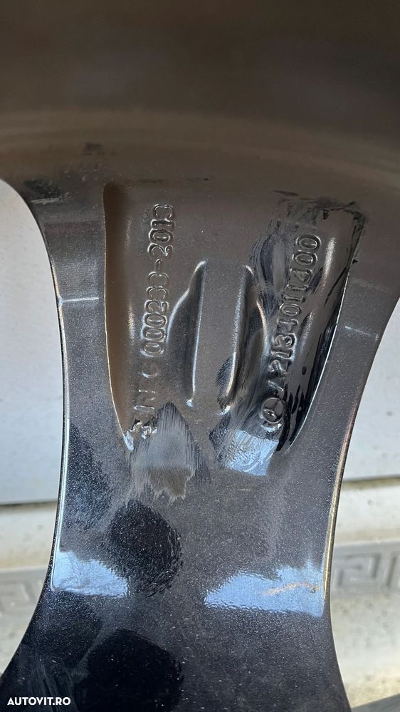 Mercedes-Benz E 450 4MATIC MHEV - 25