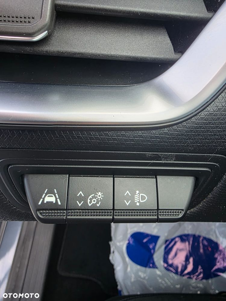 Renault Clio - 18