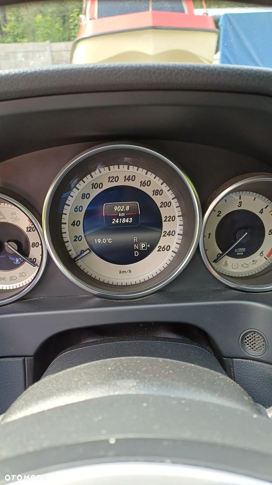 Mercedes-Benz Klasa E 220 BlueTEC 7G-TRONIC Classic - 5