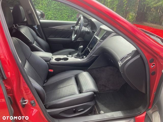 Infiniti Q50 2.0t Sport Tech EU6 - 12
