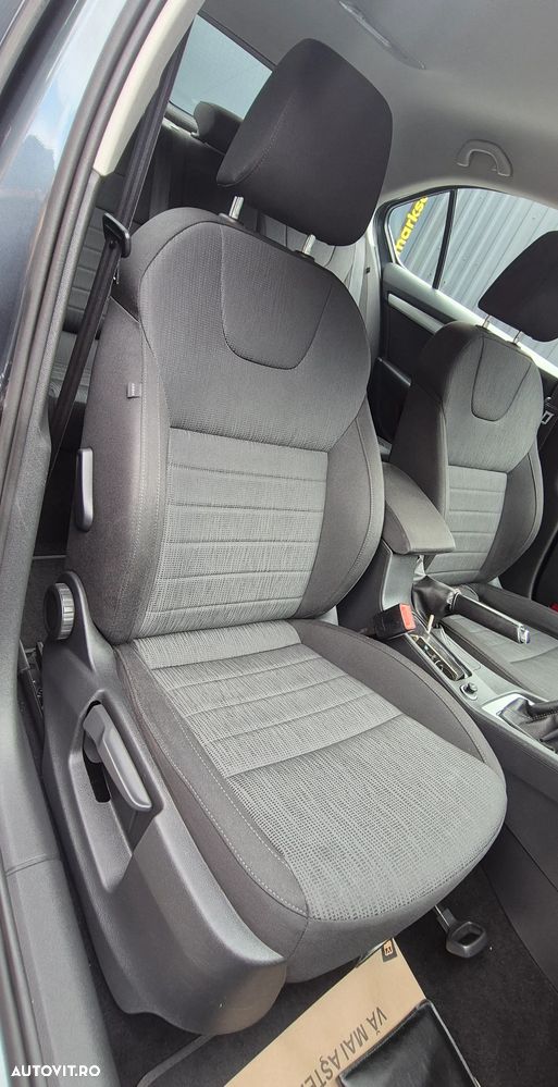 Skoda Octavia 1.6 TDI Style - 6