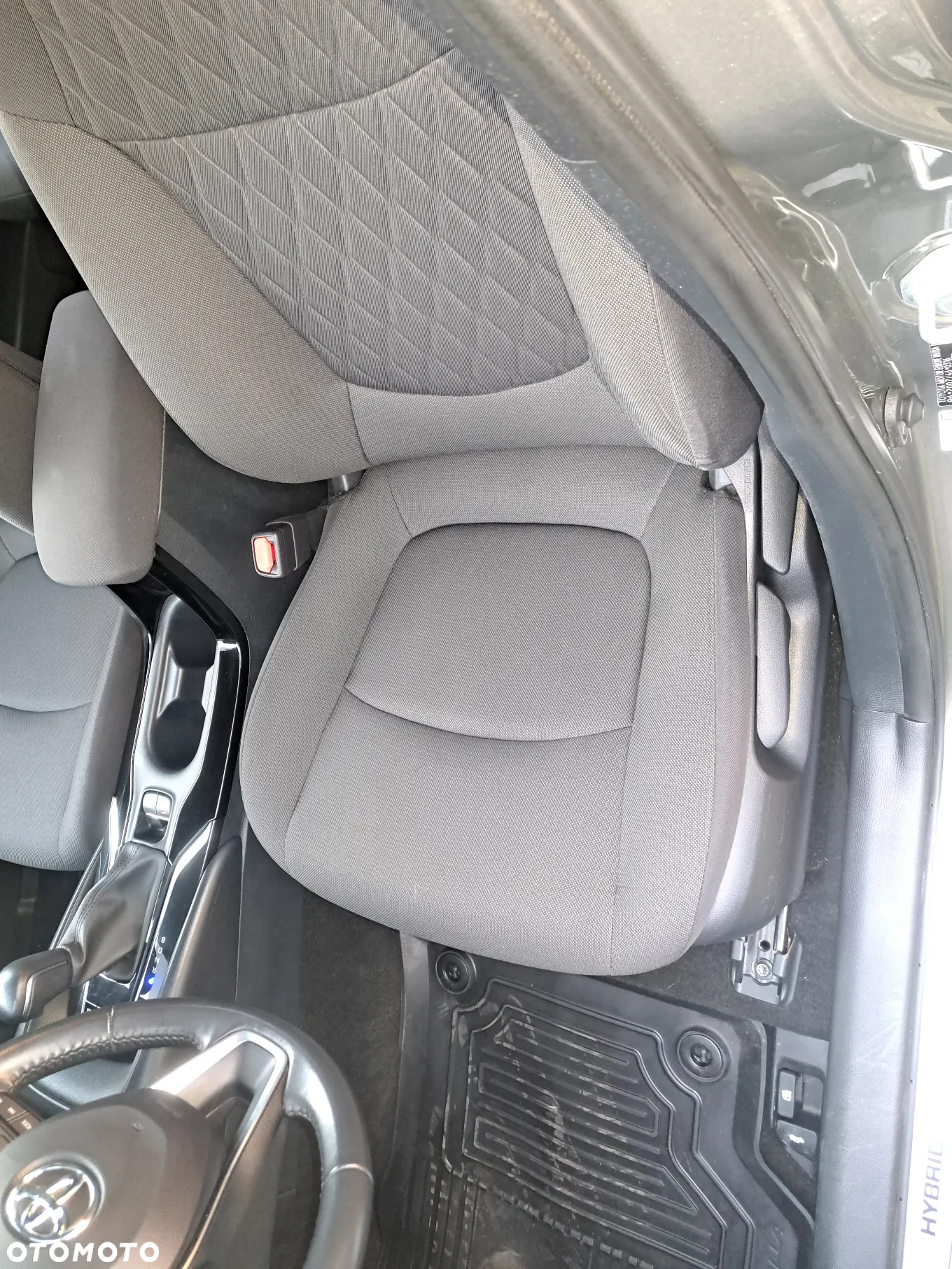 Toyota Corolla 1.8 Hybrid Comfort - 11