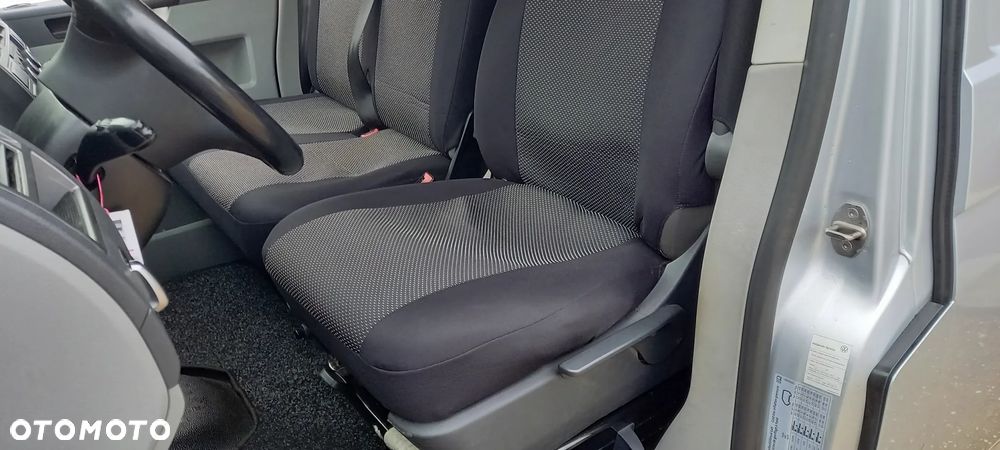 Volkswagen Transporter T5 - 23