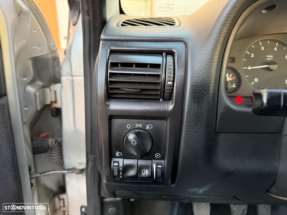 Opel Astra 1.4 Club - 21