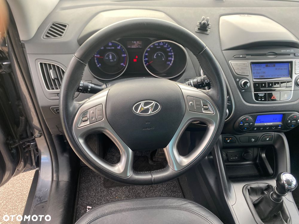 Hyundai ix35 1.7 CRDi 2WD blue Comfort - 12