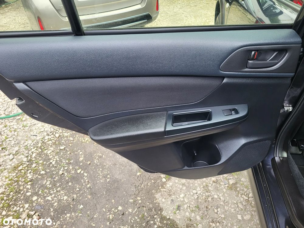 Subaru XV 2.0i Lineartronic Active - 22