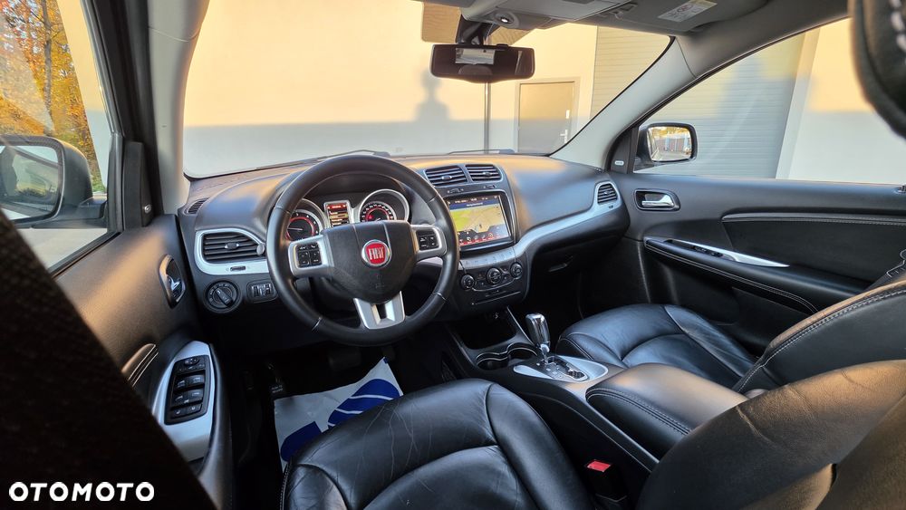 Fiat Freemont 2.0 Multijet Black Code AWD - 16