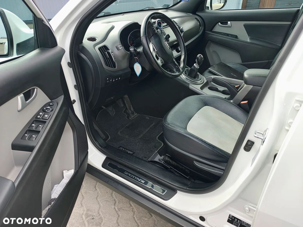 Kia Sportage 1.7 CRDI Business Line L 2WD - 14