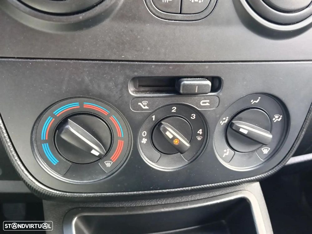 Fiat Fiorino 1.3 D M-JET - 25