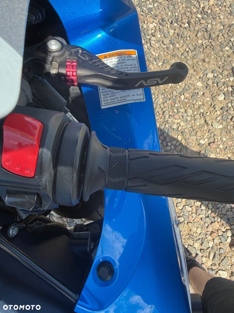 Suzuki GSX-R - 9