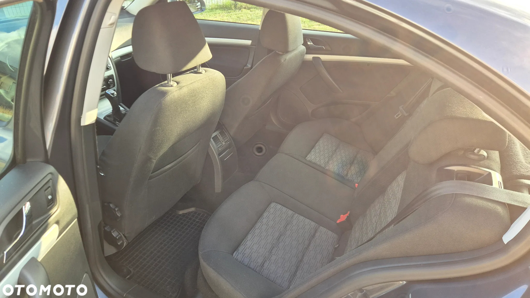 Skoda Octavia 1.2 TSI Ambiente - 9