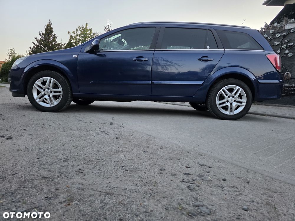 Opel Astra 1.8 Sport - 10