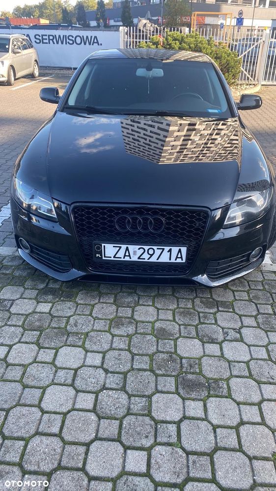 Audi A4 Limousine - 15