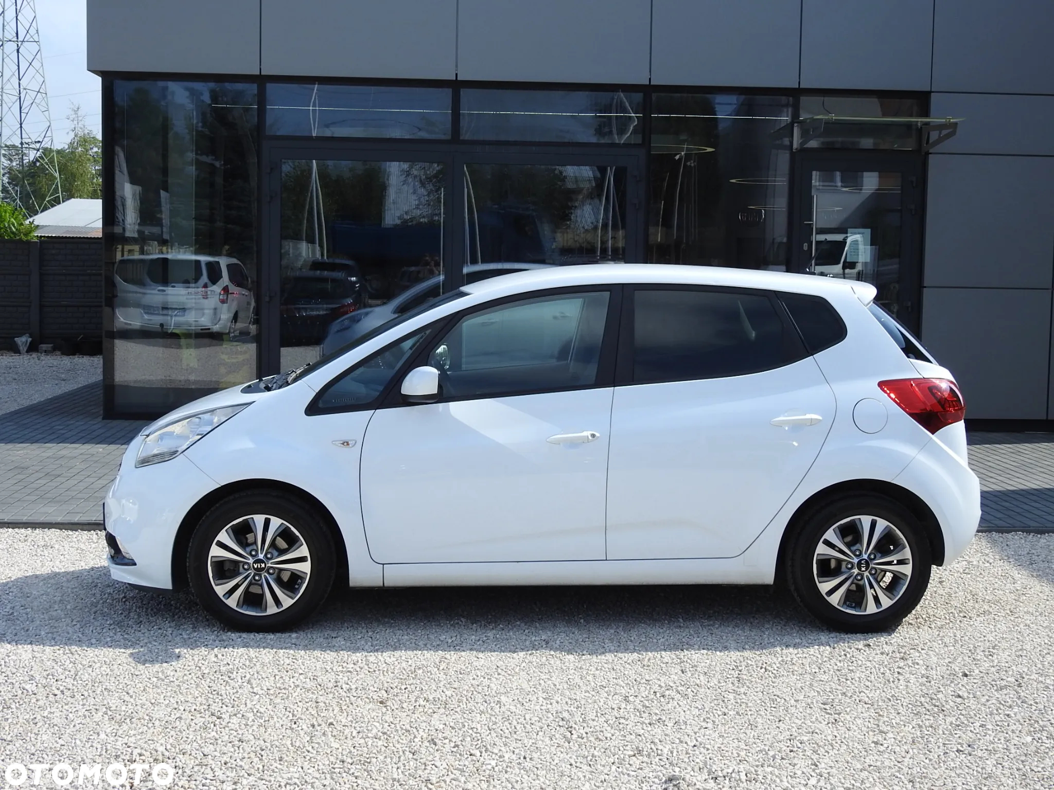 Kia Venga 1.4 CRDi 90 Business Line - 6