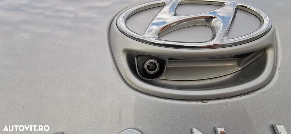 Hyundai IONIQ 1.6 GDI Premium - 33