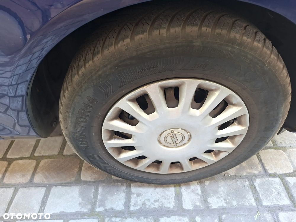 Opel Corsa 1.2 Cosmo - 34