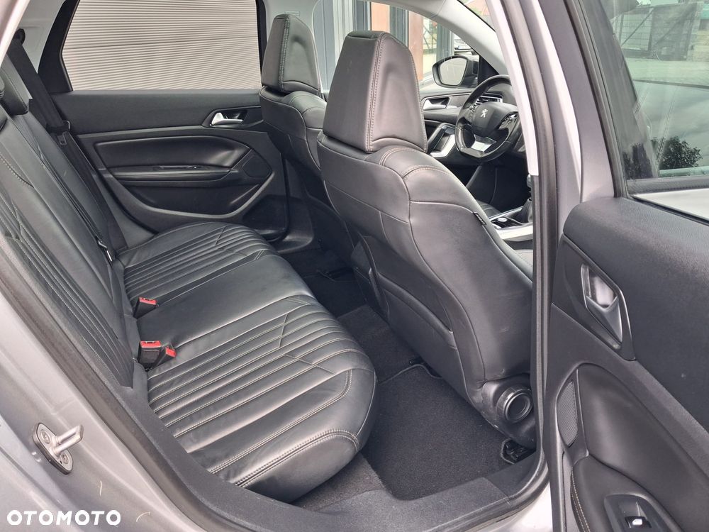 Peugeot 308 155 THP Platinum - 13