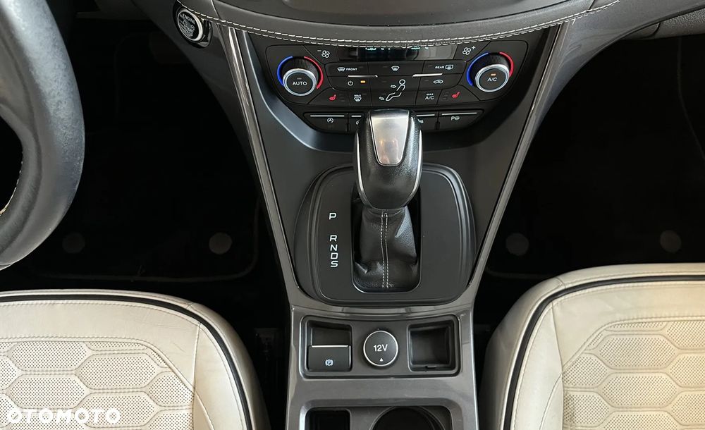 Ford Kuga 2.0 TDCi 4x4 Vignale - 18