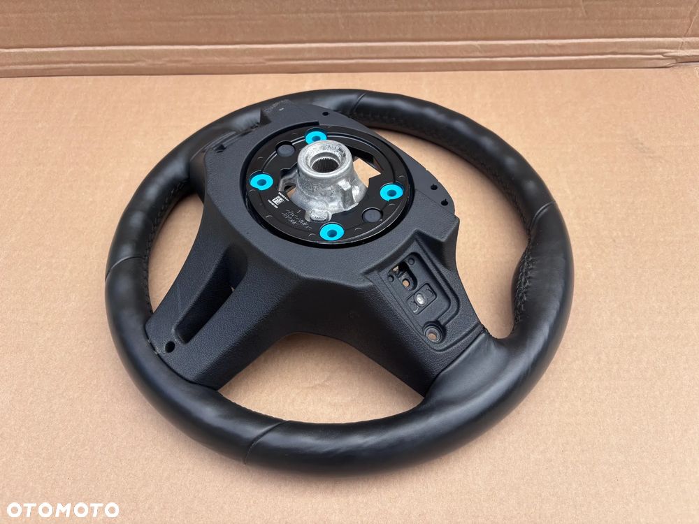 X5 G05 X6 G06 X7 G07 5 G30 G31 7 G11 G12 8 G14 G15 G16 BMW KIEROWNICA SPORTOWA M GRZANA Wibracje ŁOPATKI 8008186 305931 3093511 - 14