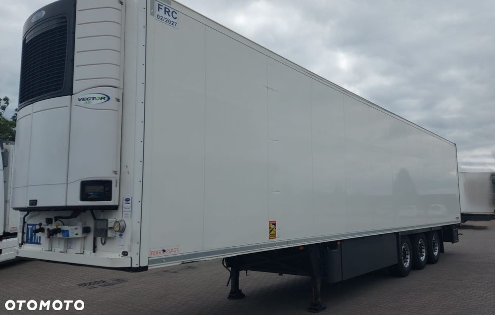 Schmitz Cargobull 98 tys netto - 2