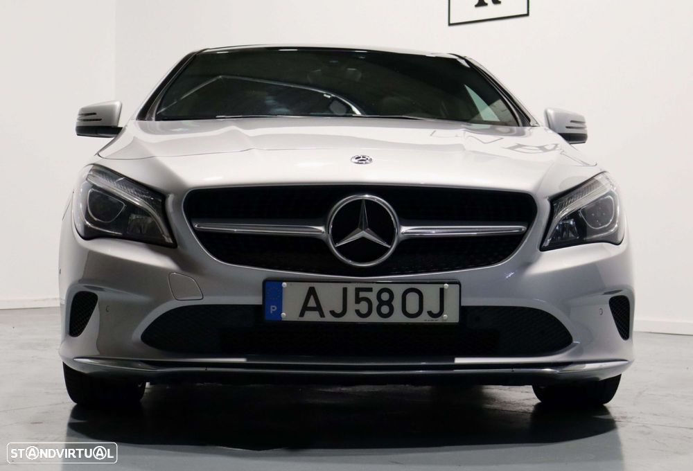 Mercedes-Benz CLA 180 d Shooting Brake Urban Aut. - 3