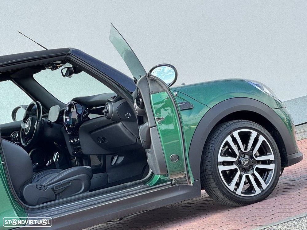 MINI Cabrio - 38