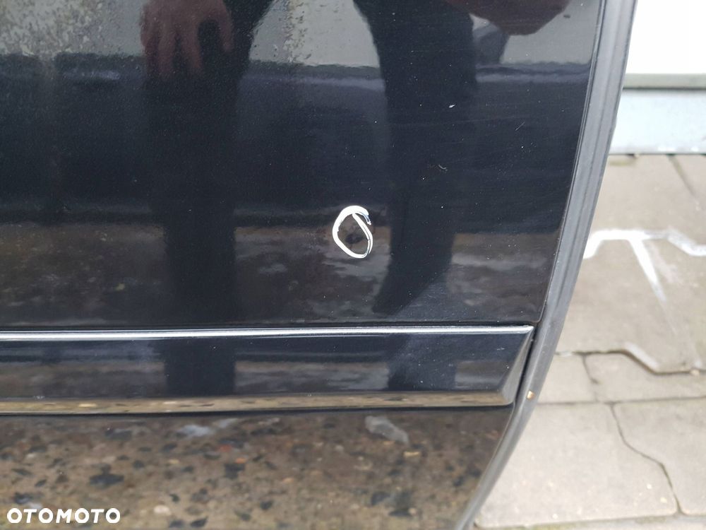 SKODA OCTAVIA 2 II LIFT HB DRZWI PRAWE TYŁ TYLNE 9910 - 4