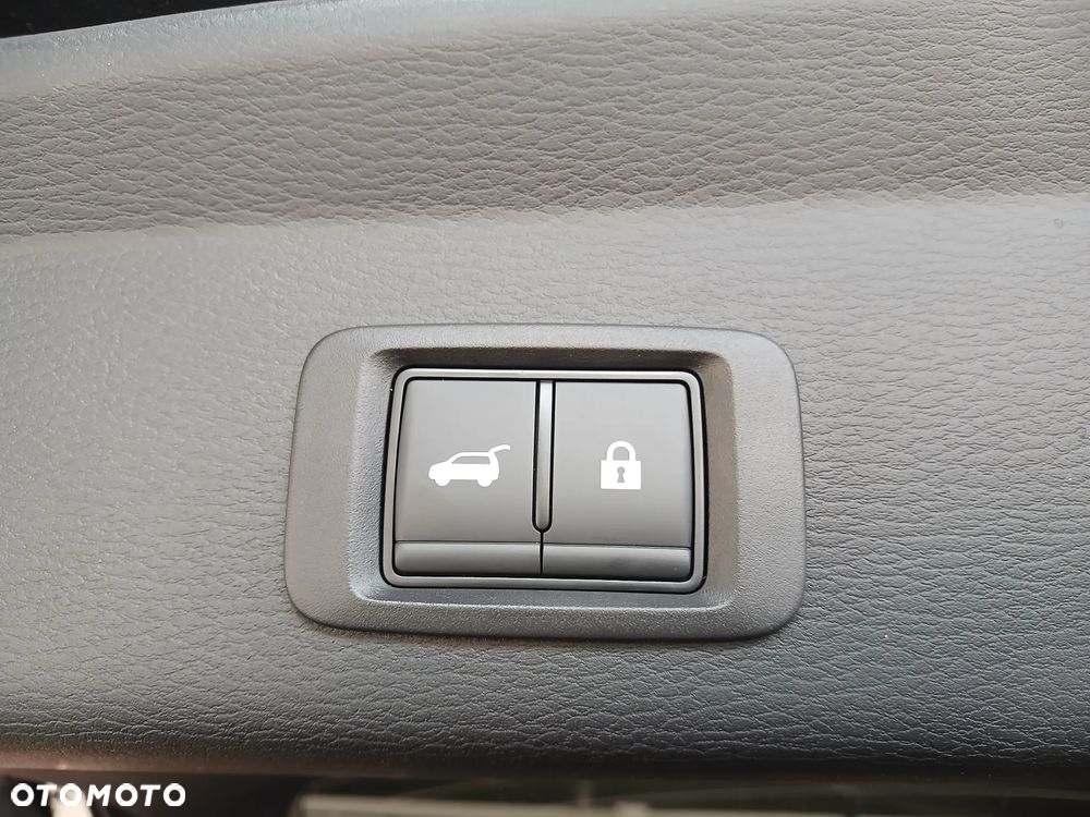 Mitsubishi Outlander Black Edition - 17