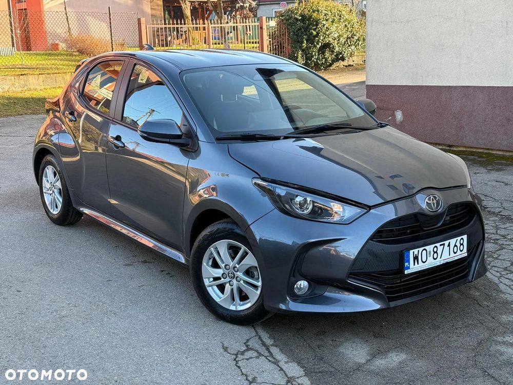 Toyota Yaris Hybrid 1.5 Comfort - 22