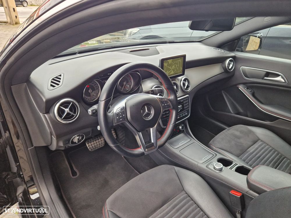 Mercedes-Benz CLA 200 CDI 7G-DCT AMG Line - 10