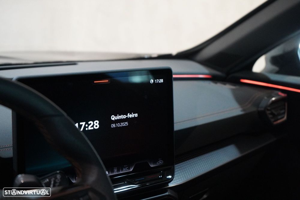 Cupra Formentor 1.5 e-Hybrid DSG - 16