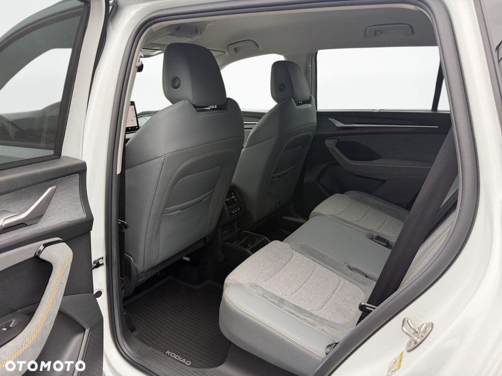 Skoda Kodiaq 1.5 TSI mHEV 4x2 Selection DSG - 36