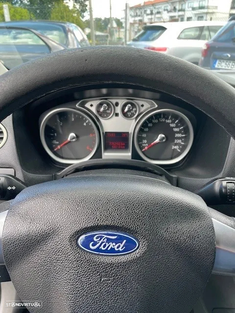 Ford Focus SW 1.6 TDCi Ambiente - 7