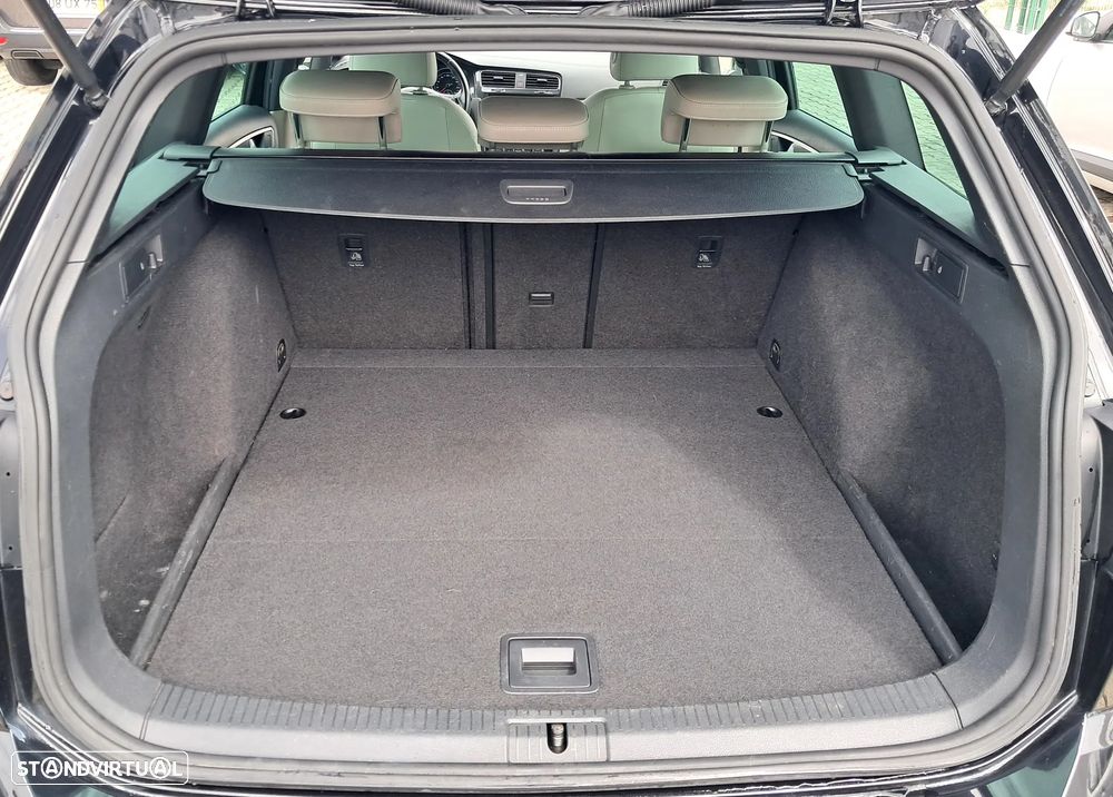 VW Golf Variant 1.6 TDi Confortline DSG - 10