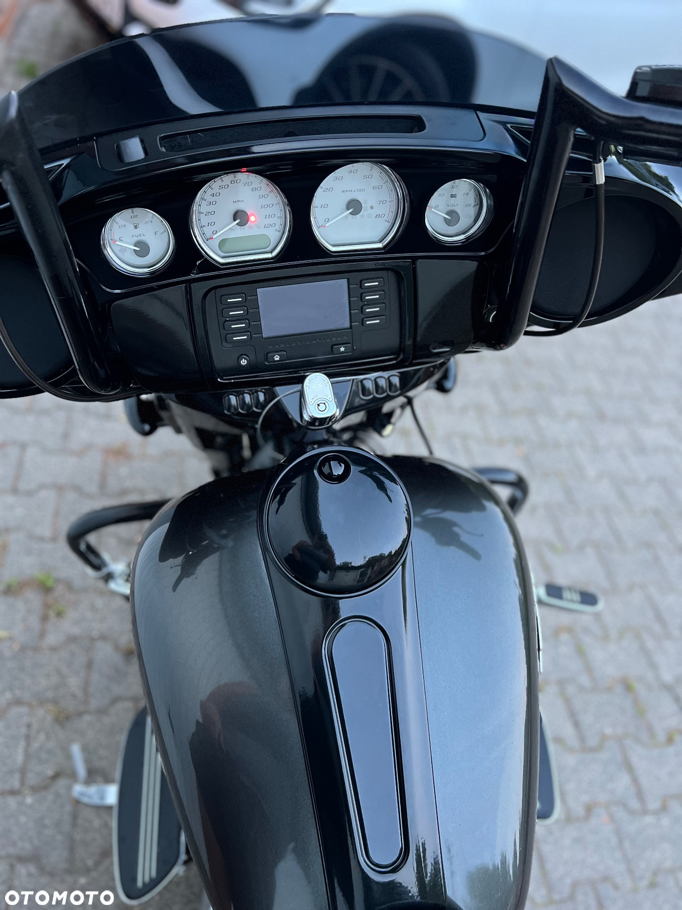 Harley-Davidson Touring Street Glide - 19