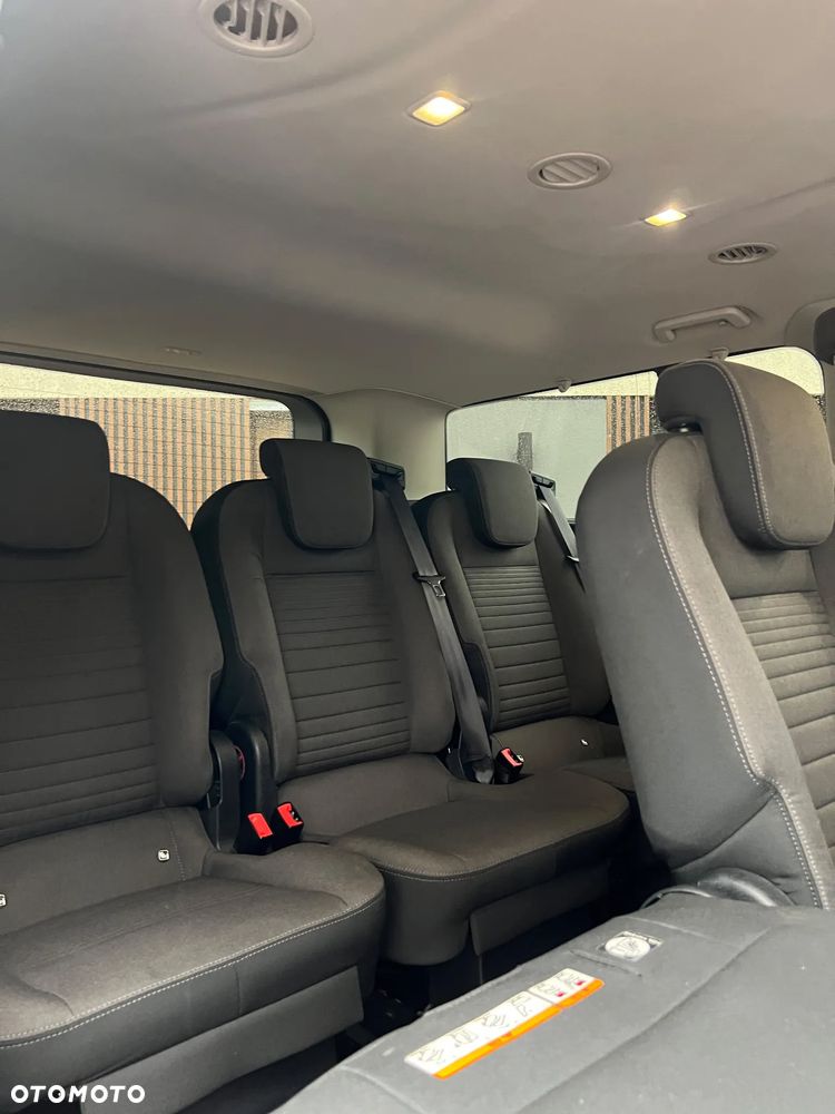 Ford Tourneo Custom 2.0 EcoBlue L2 Titanium - 12