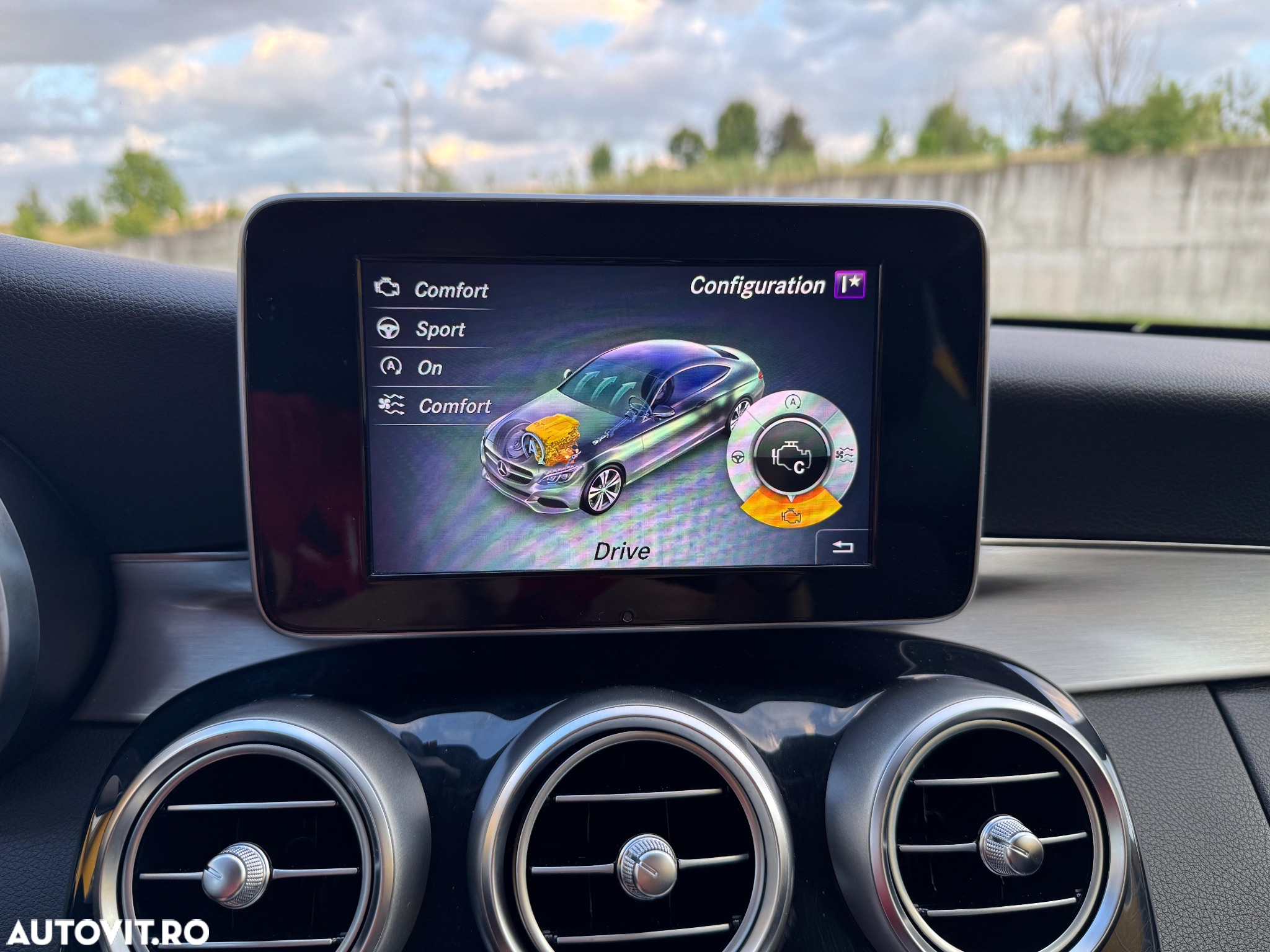 Mercedes-Benz C 220 d Coupe 9G-TRONIC - 12