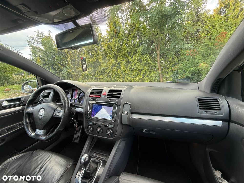 Volkswagen Golf - 7
