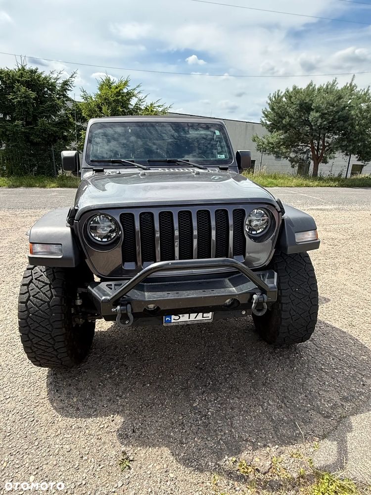 Jeep Wrangler - 2