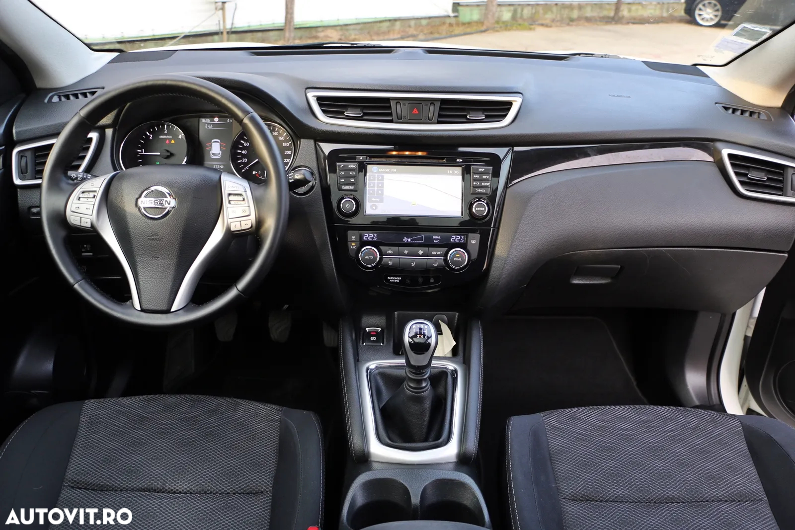 Nissan Qashqai 1.5 DCI Start/Stop N-Connecta - 4