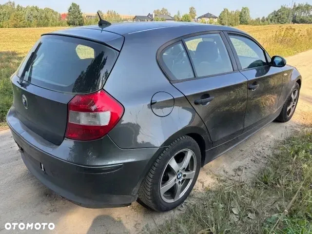 BMW Seria 1 116i - 5