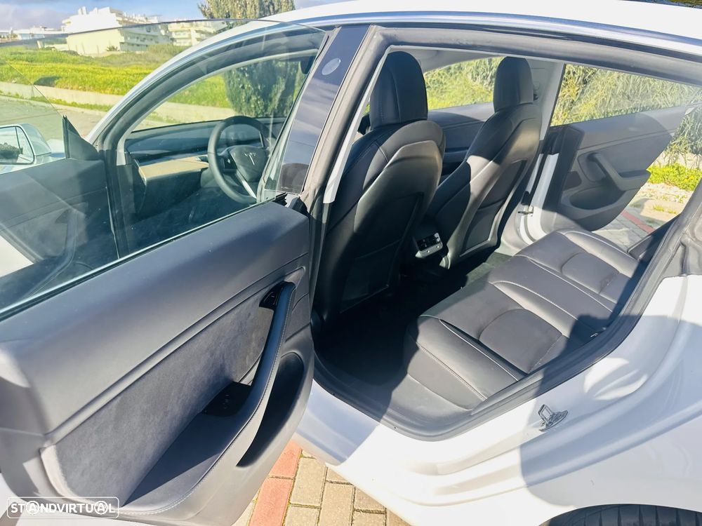 Tesla Model 3 Long Range Tração Integral - 26