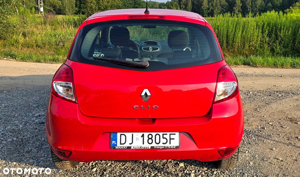 Renault Clio 1.2 16V 75 Collection - 7