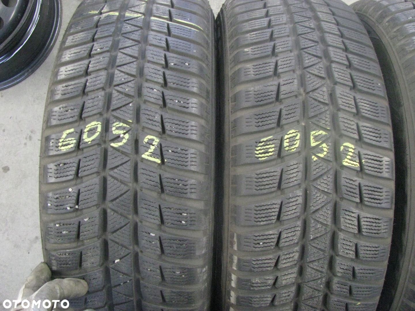 215/60R16 99H FALKEN EUROWINTER HS449 ZIMA 2szt - 1